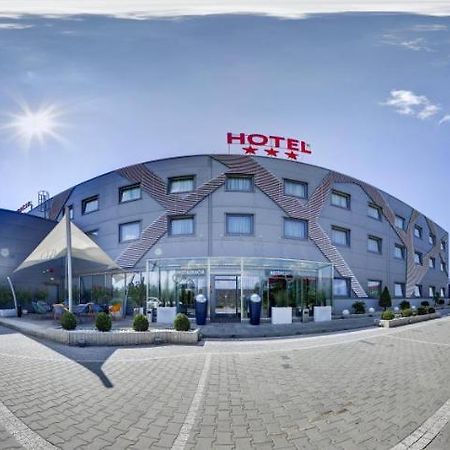 Hotel Porto Radomsko Luaran gambar