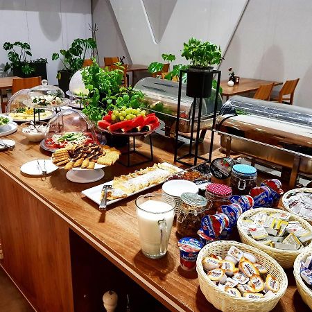 Hotel Porto Radomsko Luaran gambar