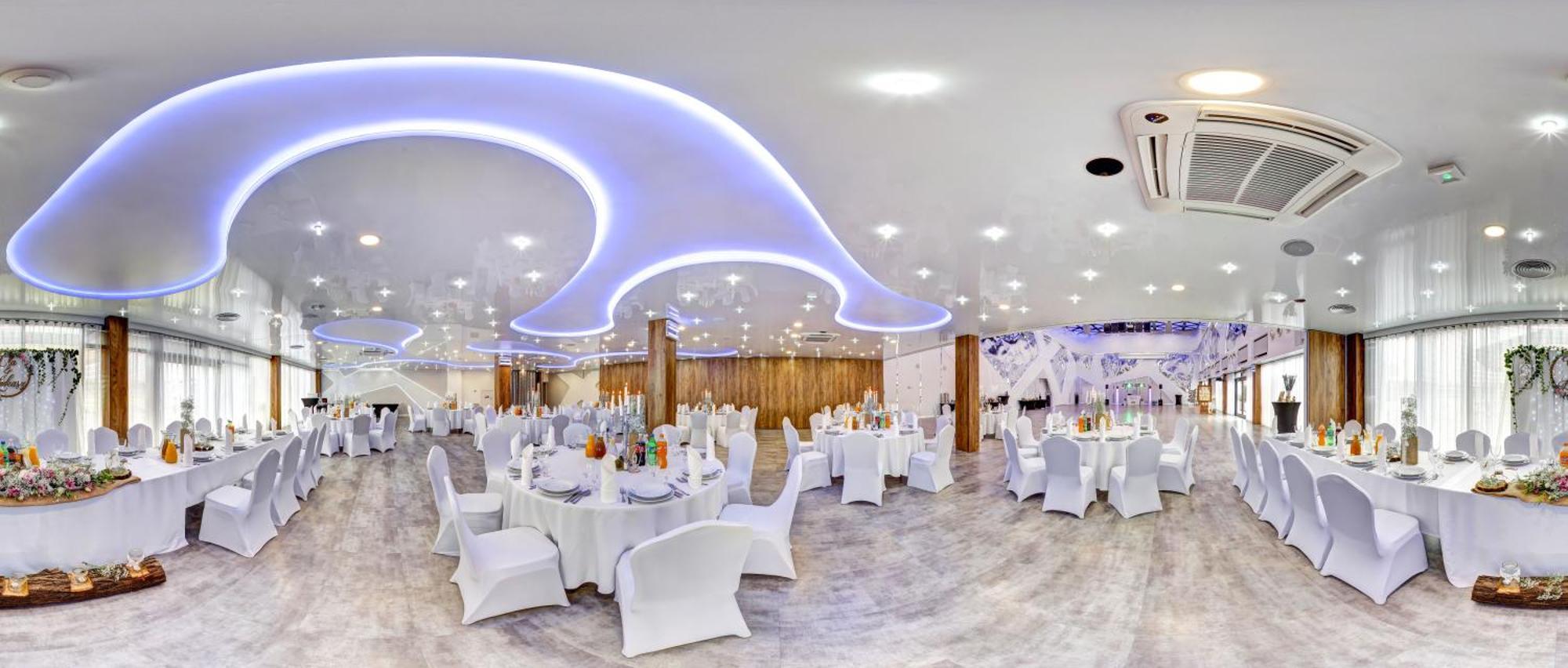 Hotel Porto Radomsko Luaran gambar