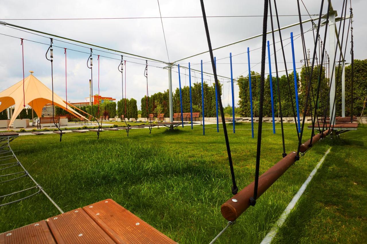 Hotel Porto Radomsko Luaran gambar