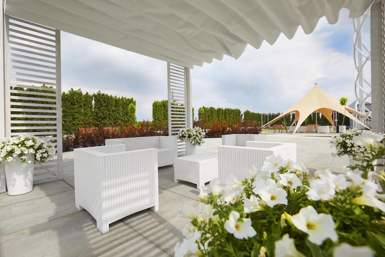 Hotel Porto Radomsko Luaran gambar